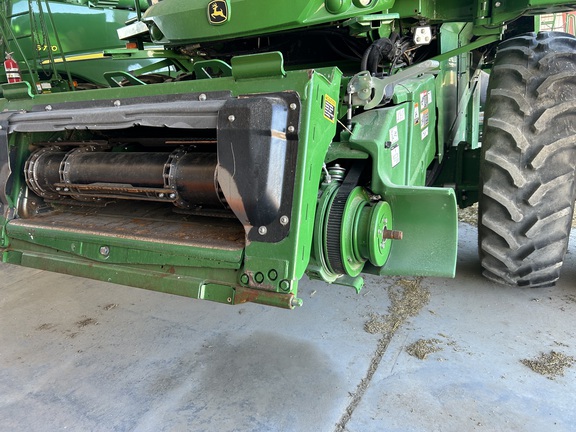 2022 John Deere S770 Combine