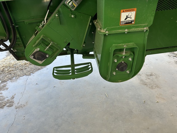 2022 John Deere S770 Combine
