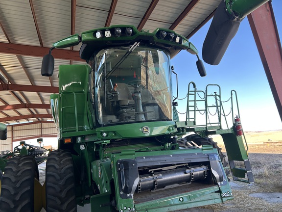 2022 John Deere S770 Combine