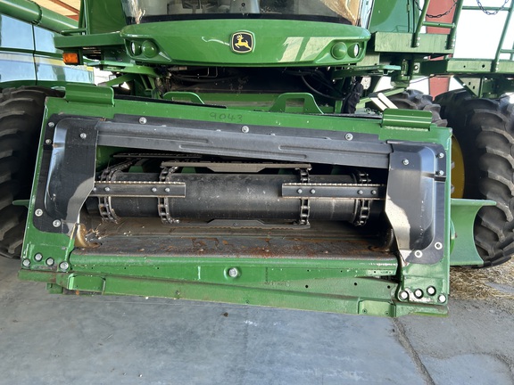 2022 John Deere S770 Combine