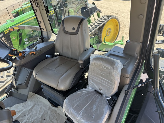 2023 John Deere 8RT 370 Tractor Rubber Track