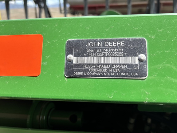 2023 John Deere HD35R Header Combine
