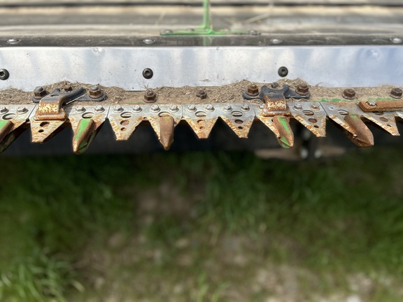 2023 John Deere HD35R Header Combine