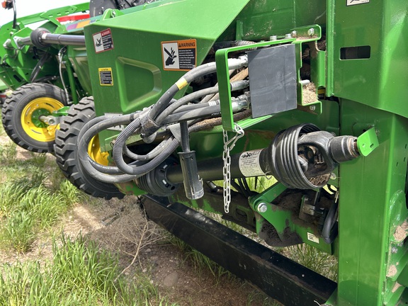 2023 John Deere HD35R Header Combine