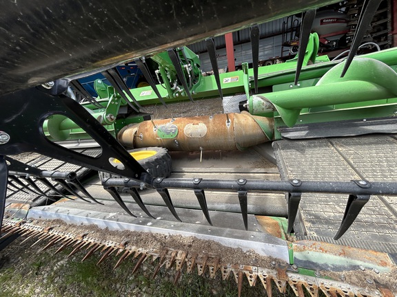2023 John Deere HD35R Header Combine