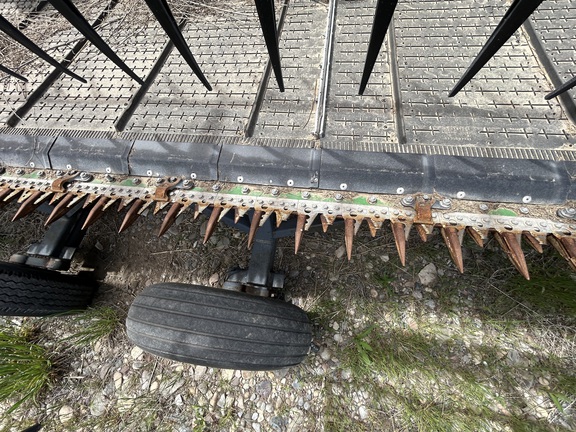 2023 John Deere HD35R Header Combine
