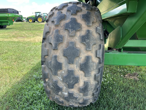 2006 Brent 1080 Grain Cart