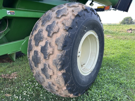 2006 Brent 1080 Grain Cart