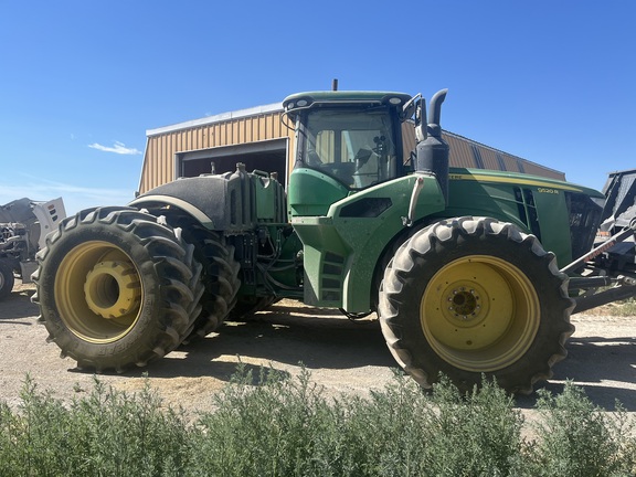 2019 John Deere 9520R Tractor 4WD