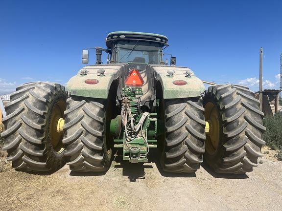 2019 John Deere 9520R Tractor 4WD