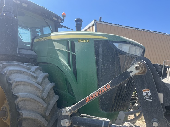 2019 John Deere 9520R Tractor 4WD