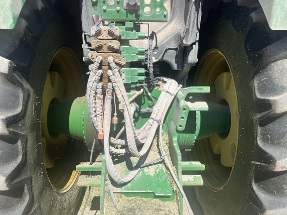 2019 John Deere 9520R Tractor 4WD