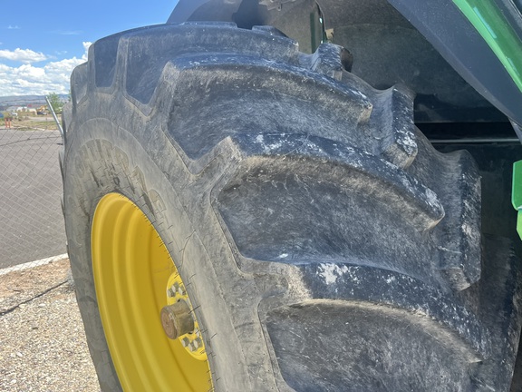 2023 John Deere 7R 230 Tractor