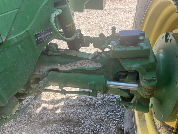2023 John Deere 7R 230 Tractor