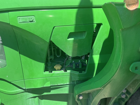 2023 John Deere 7R 230 Tractor