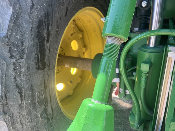 2023 John Deere 7R 230 Tractor
