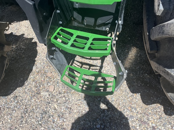 2023 John Deere 7R 230 Tractor