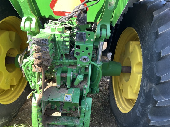 2013 John Deere 7215R Tractor