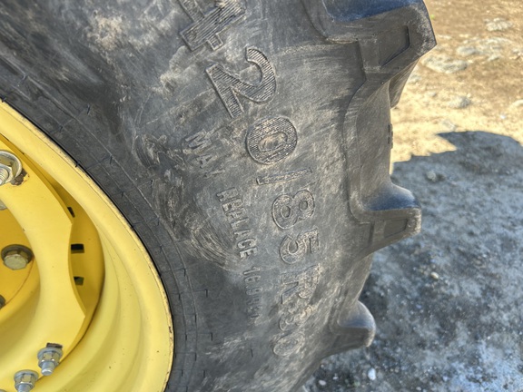 2013 John Deere 7215R Tractor