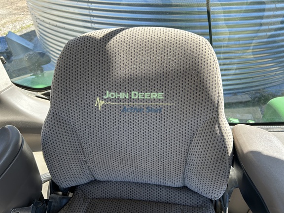 2013 John Deere 7215R Tractor