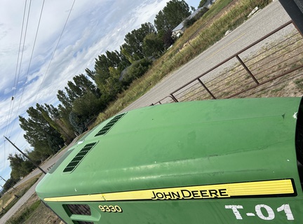 2008 John Deere 9330 Tractor 4WD