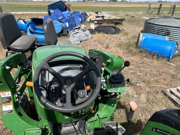 2020 John Deere 3043D Tractor Compact
