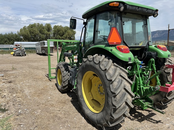 2018 John Deere 6105E Tractor