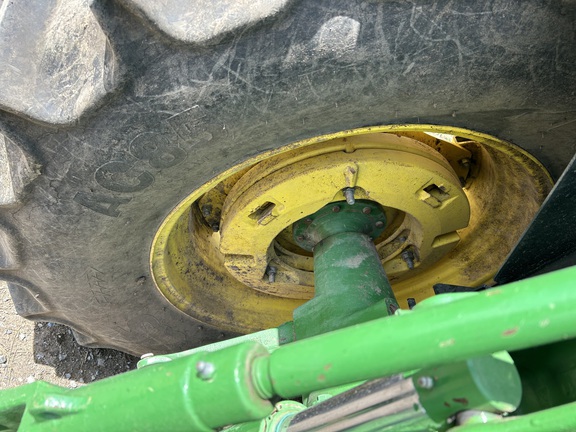 2018 John Deere 6105E Tractor