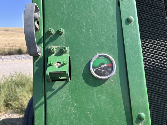 2013 John Deere 569 Baler/Round