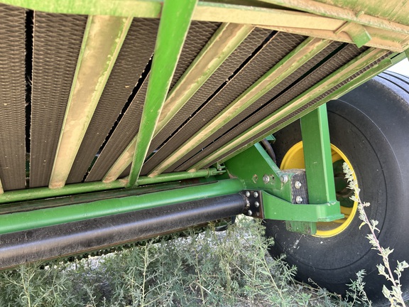 2013 John Deere 569 Baler/Round