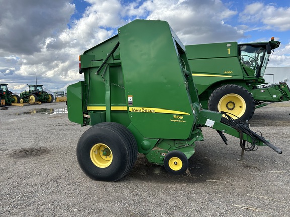 2013 John Deere 569 Baler/Round