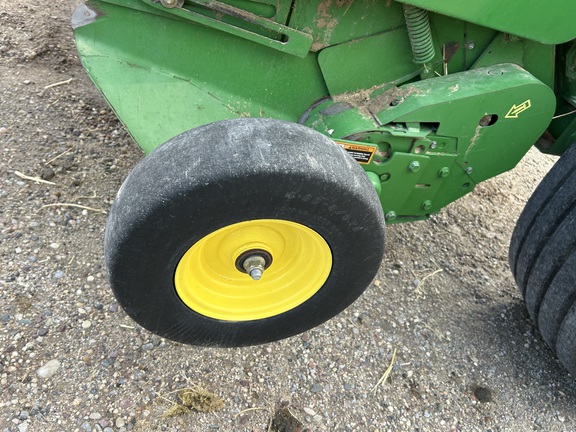 2013 John Deere 569 Baler/Round