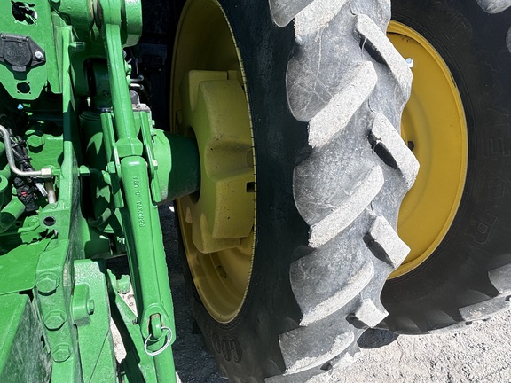 2019 John Deere 8320R Tractor