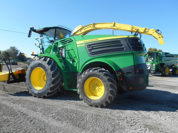 2023 John Deere 8400 Forage Harvester