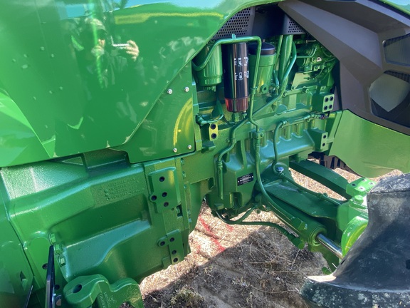 2023 John Deere 8R 250 Tractor