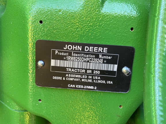 2023 John Deere 8R 250 Tractor