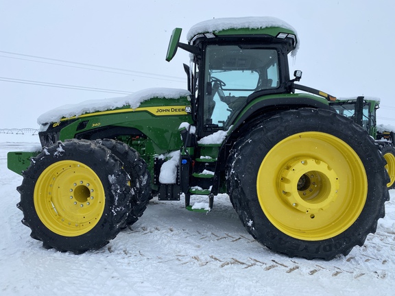 2023 John Deere 8R 340 Tractor