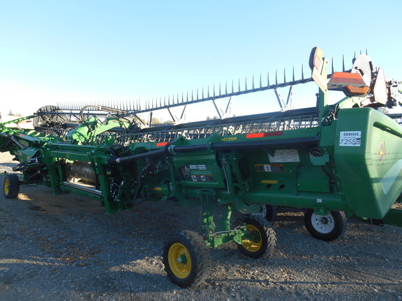 2023 John Deere HD35R Header Combine