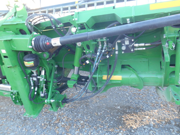 2023 John Deere HD35R Header Combine