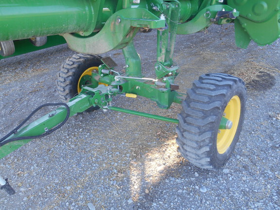 2023 John Deere HD35R Header Combine