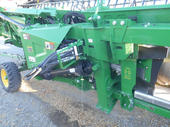 2023 John Deere HD35R Header Combine