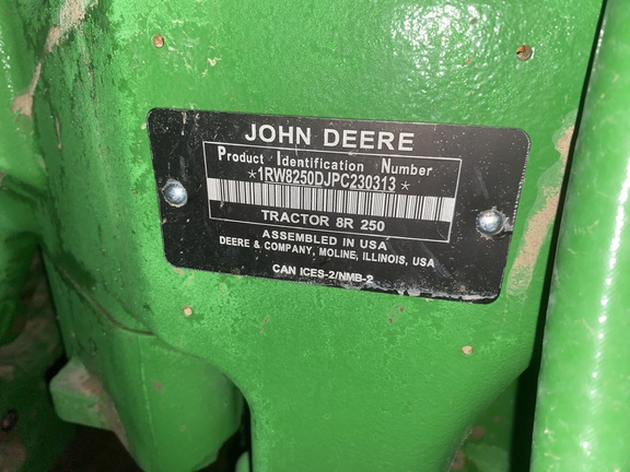 2023 John Deere 8R 250 Tractor