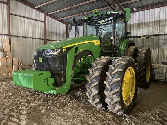 2023 John Deere 8R 250 Tractor