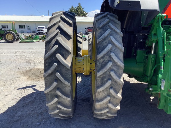 2021 John Deere 8R 250 Tractor