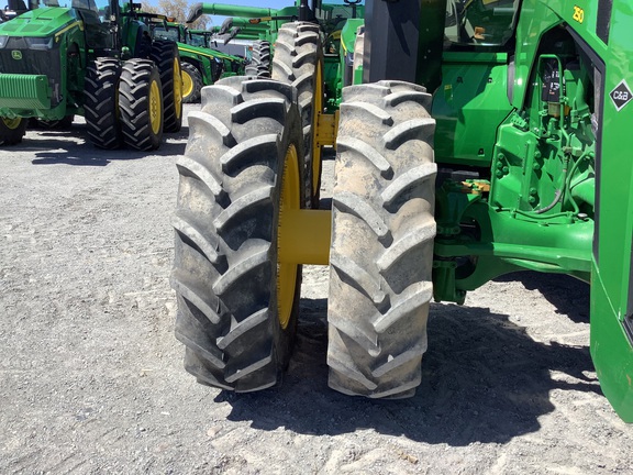 2021 John Deere 8R 250 Tractor