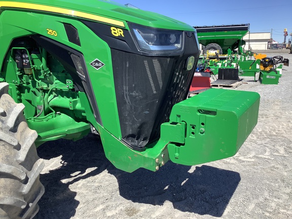 2021 John Deere 8R 250 Tractor