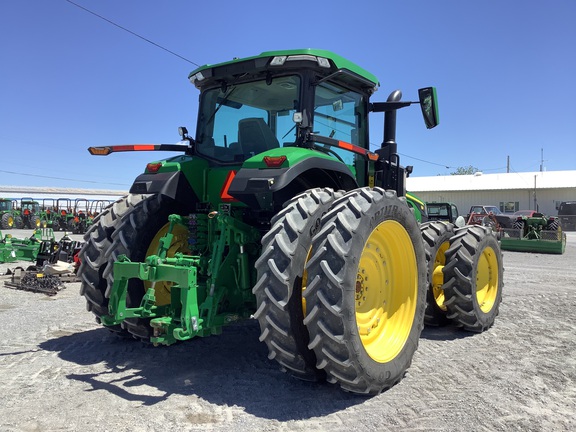 2021 John Deere 8R 250 Tractor