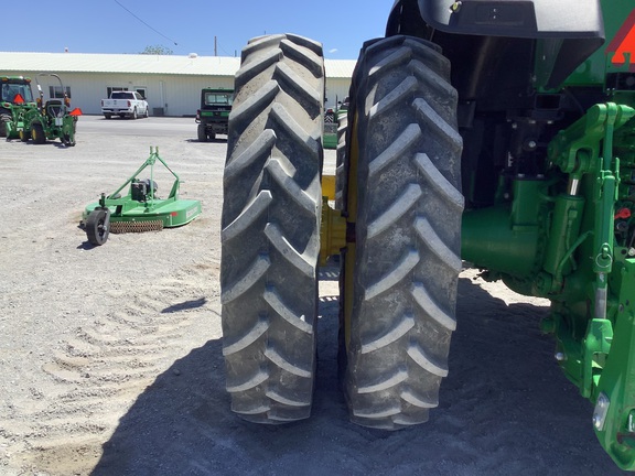 2021 John Deere 8R 250 Tractor