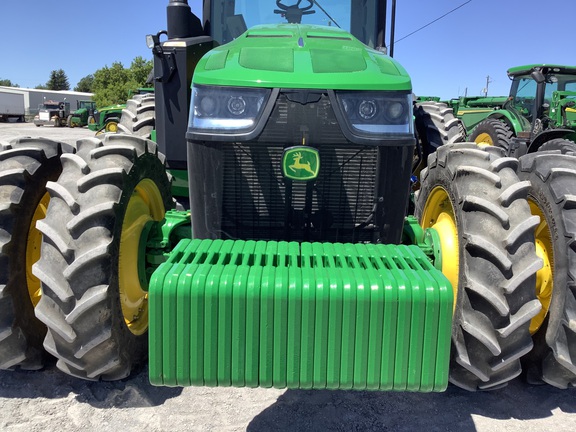 2021 John Deere 8R 250 Tractor