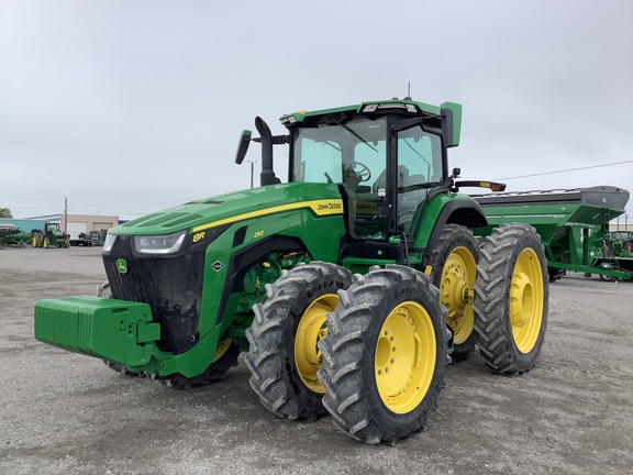 2021 John Deere 8R 250 Tractor